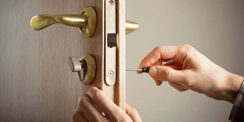 Why Are Emergency Locksmith Services Essential for Residents and Businesses in Nassau County Facing Lockouts or Security Issues?